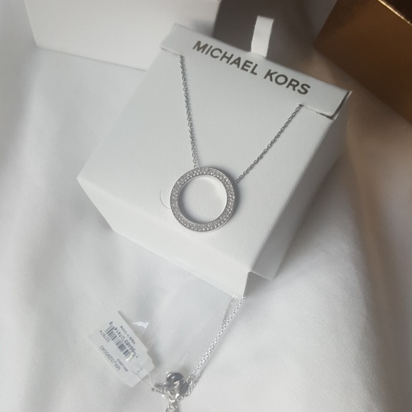 Michael kors necklace - Picture 3 of 4